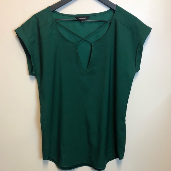 NWOT Express Cross Front Detail Top - Picture 1 of 6
